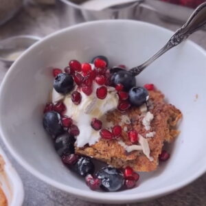 Baked Oats with Banana and Tahini